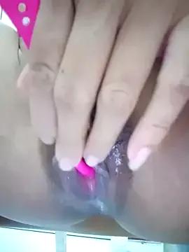 Freechat Nangdos on StripChat