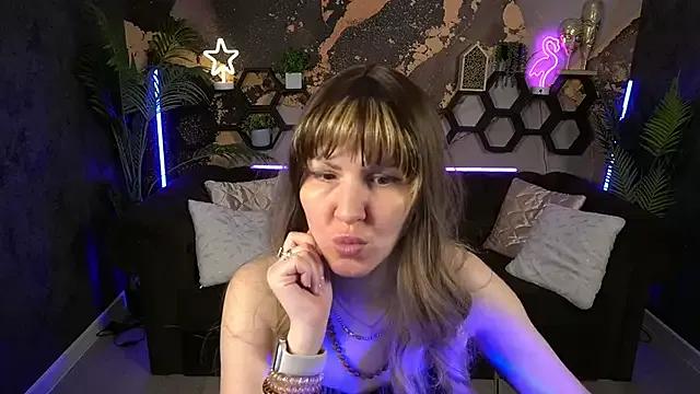 NatalyChanell on StripChat 