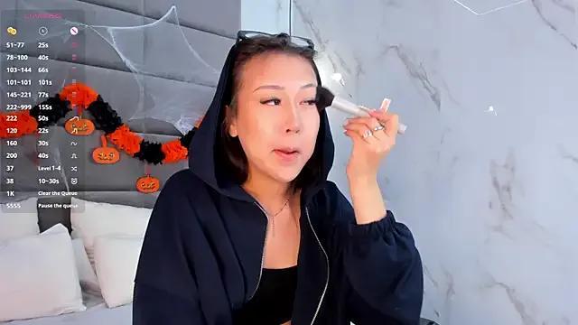 Nelly_Kimm — Topless