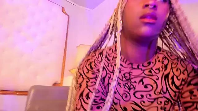 Nessa_fox_ on StripChat 