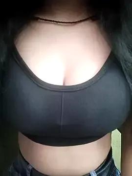 Nikita-Singh88 on StripChat 
