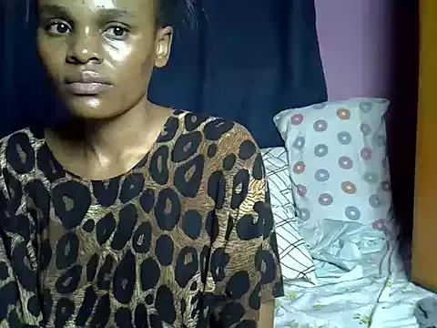 Queen_petite_ on StripChat 
