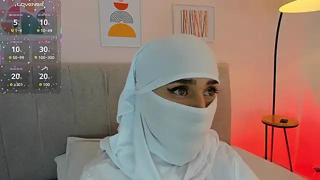 Freechat rawiya on StripChat