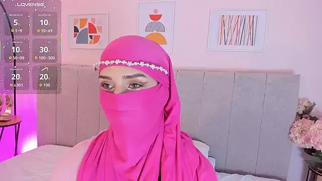 Freechat rawiya on StripChat