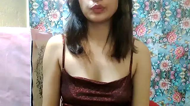 Samaira_00 on StripChat 