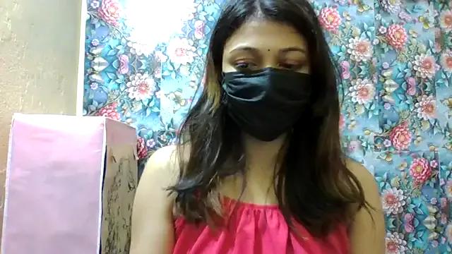 Samaira_00 on StripChat