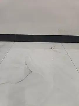 Freechat sassyishhu76 on StripChat