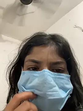 Freechat sassyy_poonam on StripChat