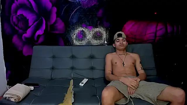 Freechat SeecretPartys on StripChat