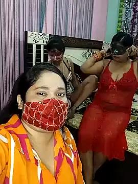 Sexy_anaamika — Boobs oil massage