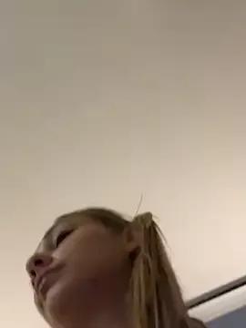 Freechat skyemorgan01 on StripChat