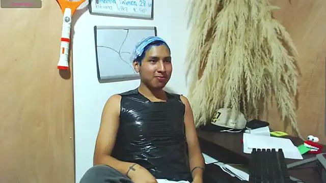 Freechat spicy_adonhis on StripChat