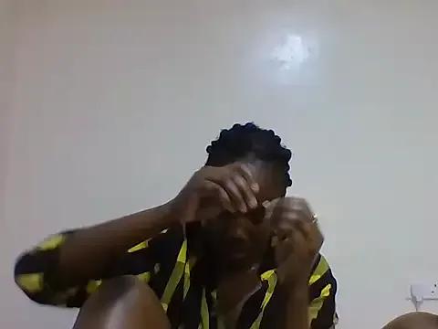 sweetelle09 on StripChat 