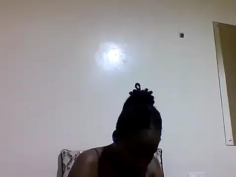 sweetelle09 on StripChat 
