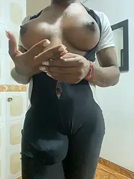 sweetsarabig22cm on StripChat 