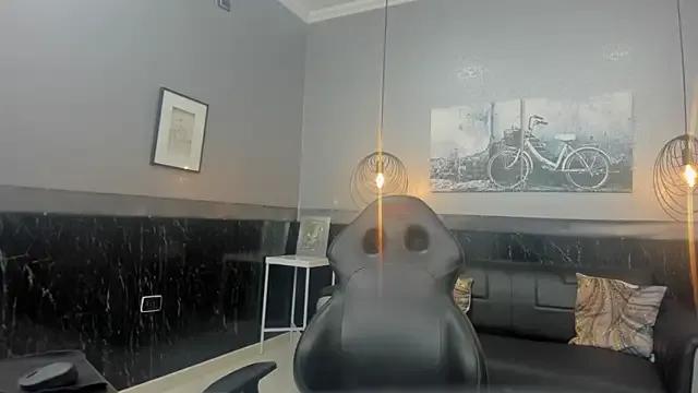 Tamara_Slut on StripChat 