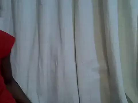 Tanaissa2 on StripChat 