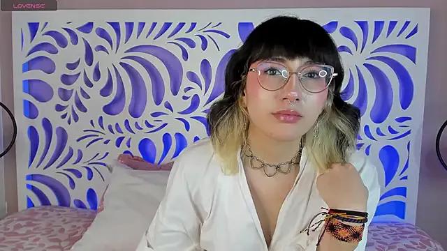 StripChat valkyra_catnoir is Freechat valkyra_catnoir — Pinch the nipples + spit