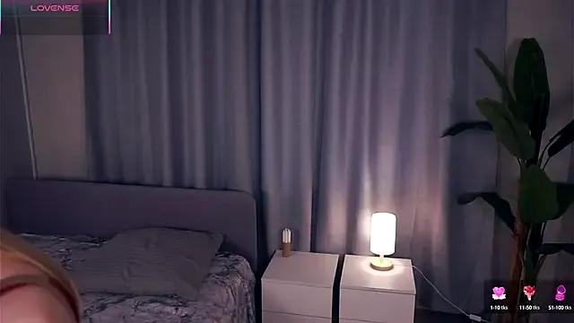 Freechat VeronaBench on StripChat