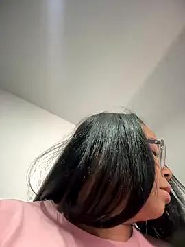 StripChat XMara is Freechat XMara — RUB MY PUSSY