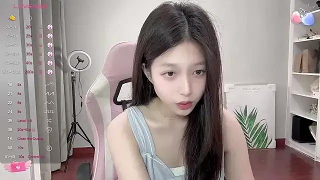 YaYa-521 on StripChat 